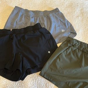 Set of 4 athletic shorts